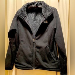 NORTH FACE JACKET GENTLY WORN